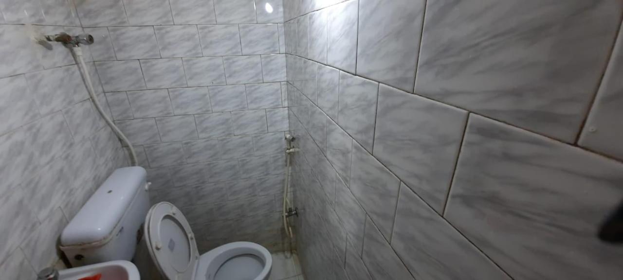 Khaja Habib Hotel Kalküta Dış mekan fotoğraf