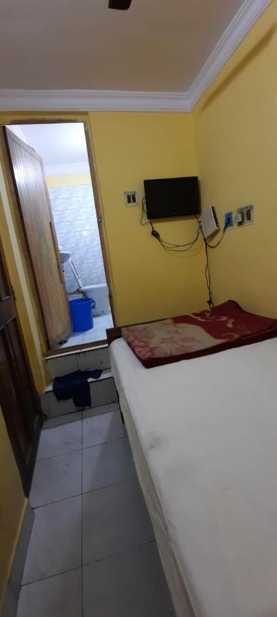 Khaja Habib Hotel Kalküta Dış mekan fotoğraf