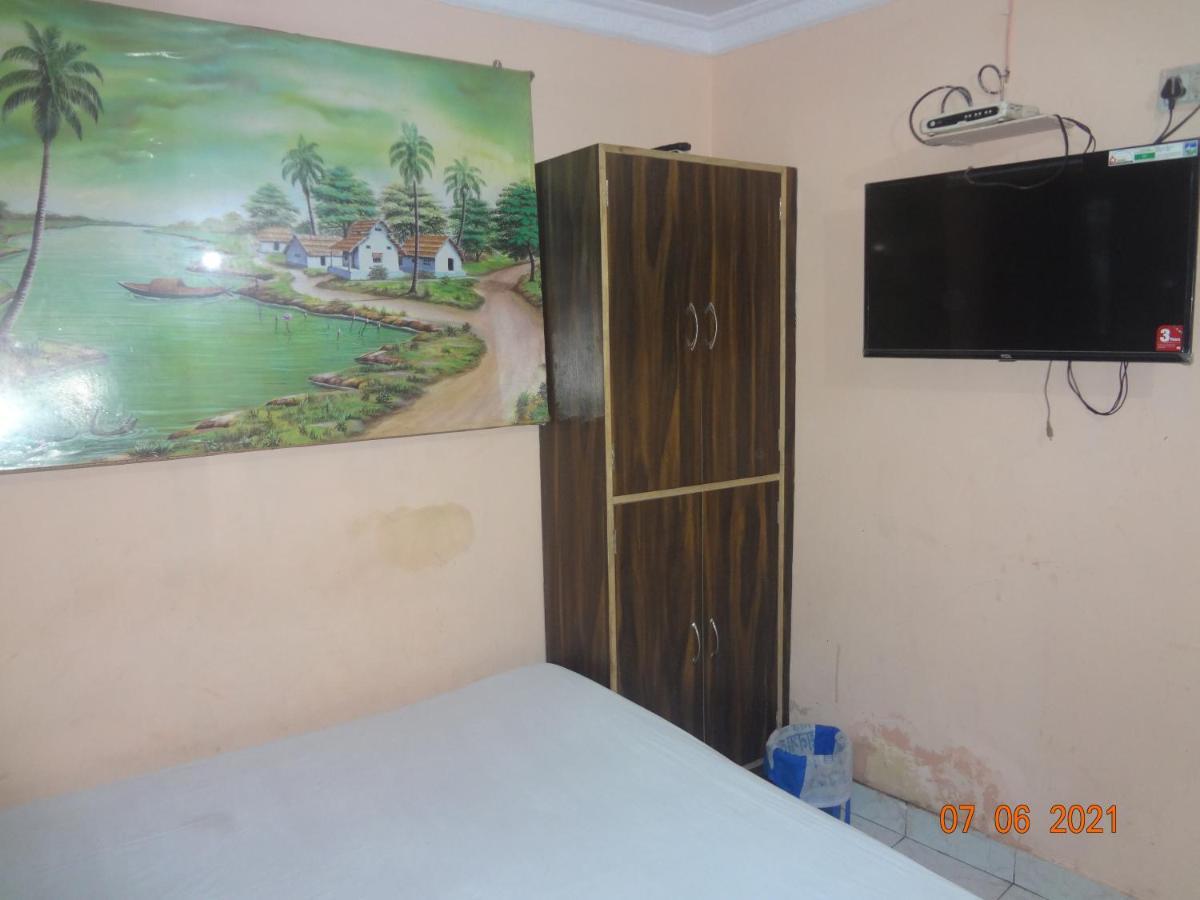 Khaja Habib Hotel Kalküta Dış mekan fotoğraf